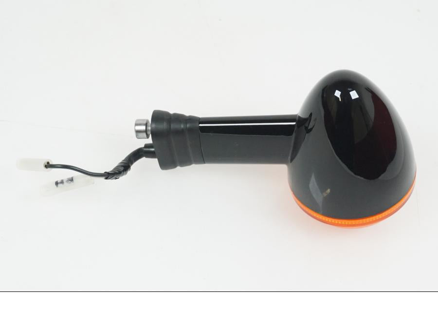 Baksidan på Blinkers från en Triumph Bonneville T120 -2020 motorcykel.