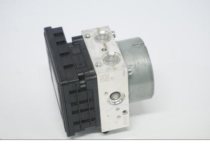 Extrabild1 på ABS Modulator från en BMW R 1250 GS -2022 motorcykel.