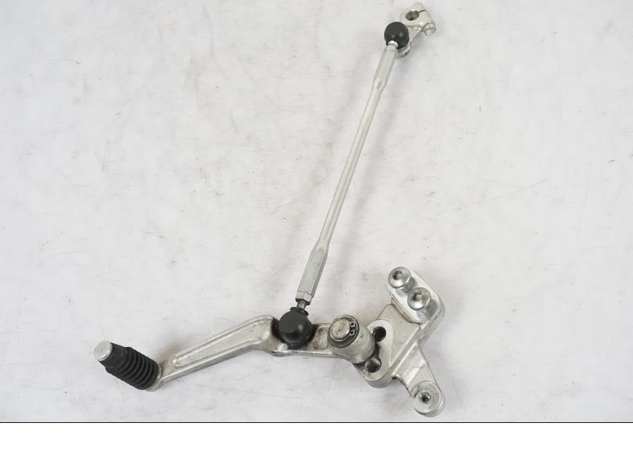 Framsidan på Växelpedal från en Suzuki GSX-R 600 -2007 motorcykel.