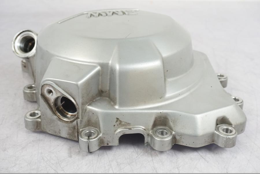 Extrabild2 på Generatorkåpa från en BMW F 750 GS -2020 motorcykel.