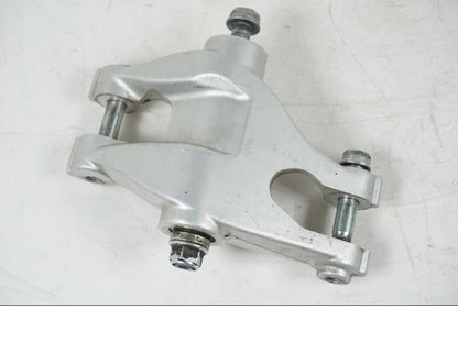 Framsidan på Stötdämparlänkage från en Ducati Streetfighter S -2011 motorcykel.