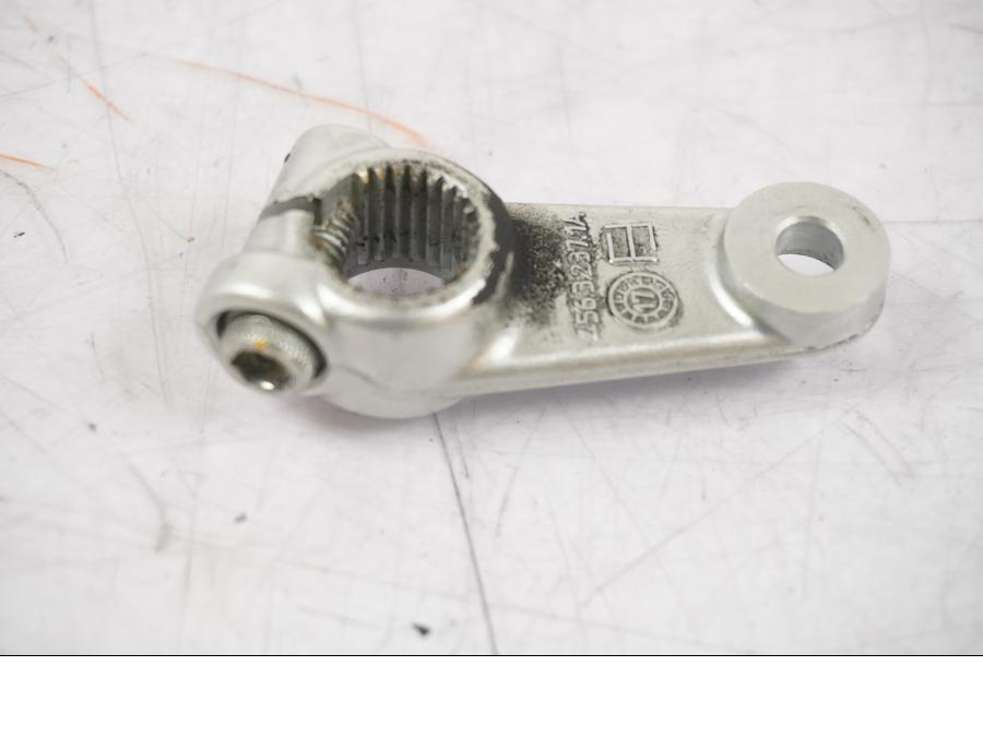 Höger sida på Växelarm från en Ducati Multistrada 1260 -2020 motorcykel.