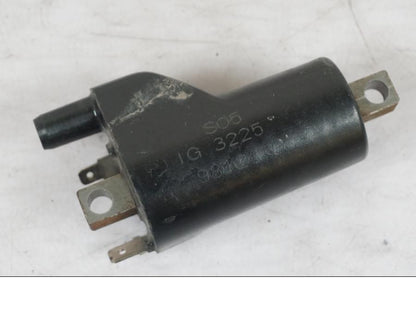 Framsidan på Tändspole från en Suzuki SV 650 -1999 motorcykel.