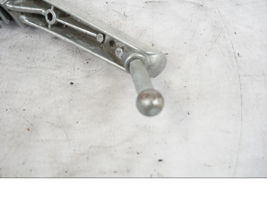 Snett uppifrån på Fotpinne från en Yamaha YZF-R 125 -2008 motorcykel.