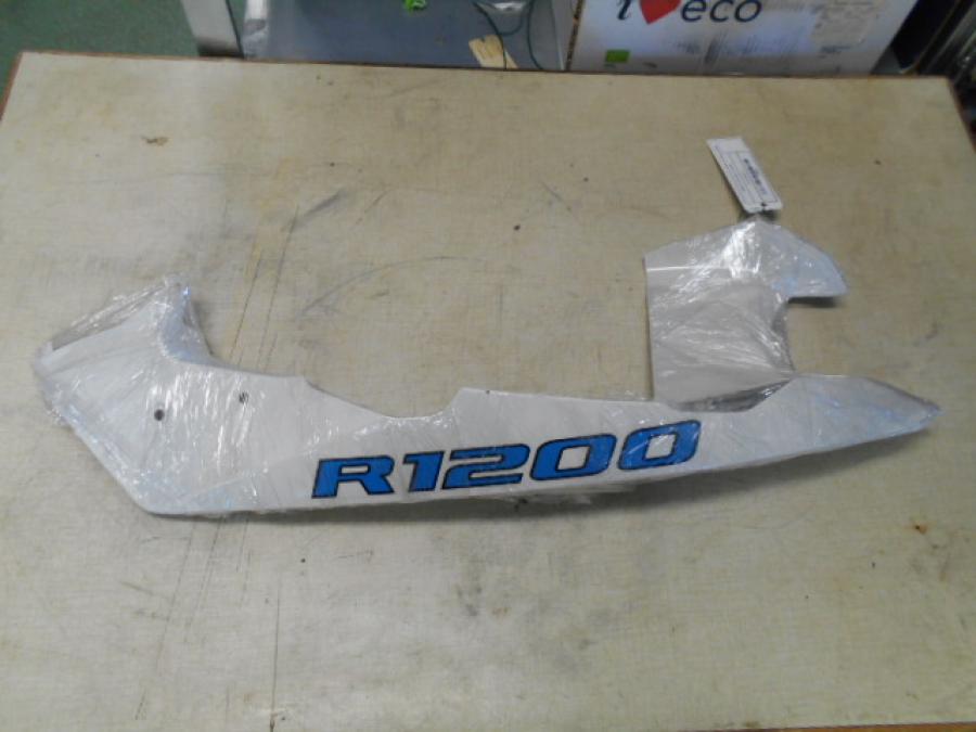 Framsidan på Framskärm från en BMW R 1200 GS -2014 motorcykel.