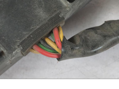 Extrabild1 på Likriktare från en Honda CBR 1100 XX -1999 motorcykel.