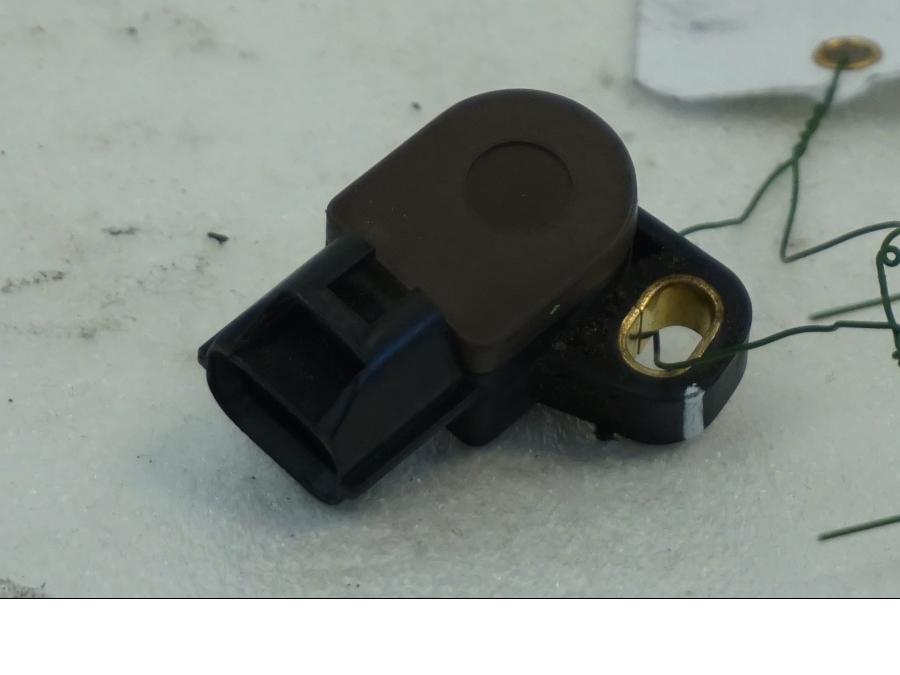 Framsidan på TPS från en Suzuki DL 1000 -2016 motorcykel.