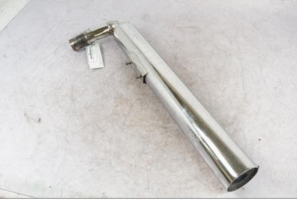 Framsidan på Ljuddämpare från en Kawasaki VN 1500 Mean Streak -2003 motorcykel.