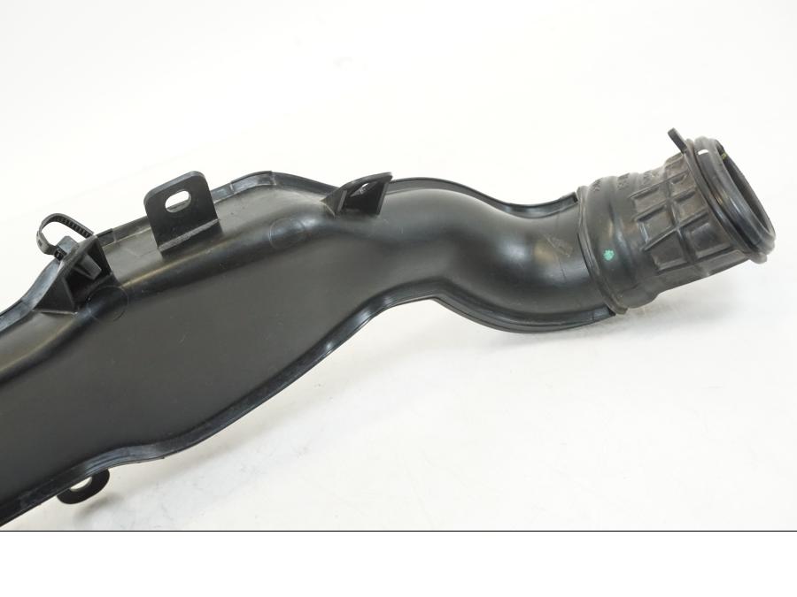 Baksidan på Luftintag från en Honda CBR 650 R -2019 motorcykel.