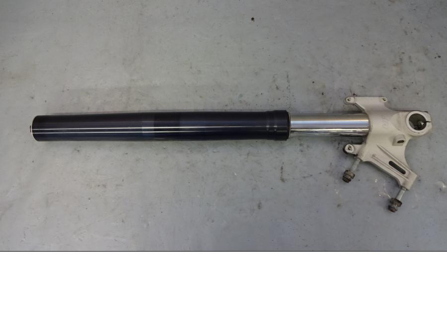 Framsidan på Gaffelben från en KTM 990 Super Duke -2009 motorcykel.