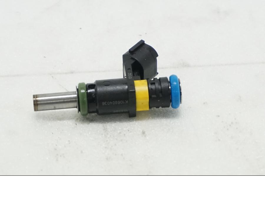 Framsidan på Spridare från en Ducati Hypermotard -2020 motorcykel.