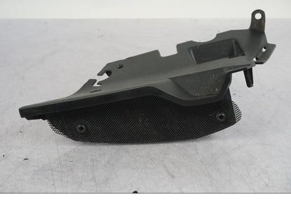 Vänster sida på Sidkåpa från en Yamaha MT-09 SP -2018 motorcykel.