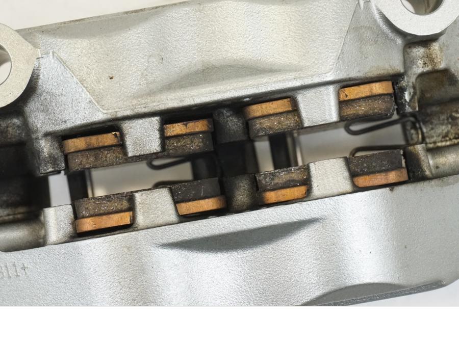 Extrabild2 på Bromsok från en Husqvarna 701 Supermoto -2020 motorcykel.