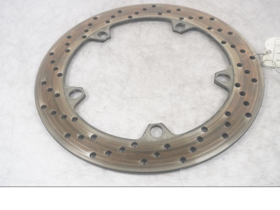 Framsidan på Bromsskiva från en BMW K 1200 RS -1997 motorcykel.