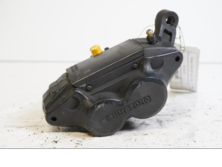 Framsidan på Bromsok från en Yamaha V-MAX 1200 -1997 motorcykel.