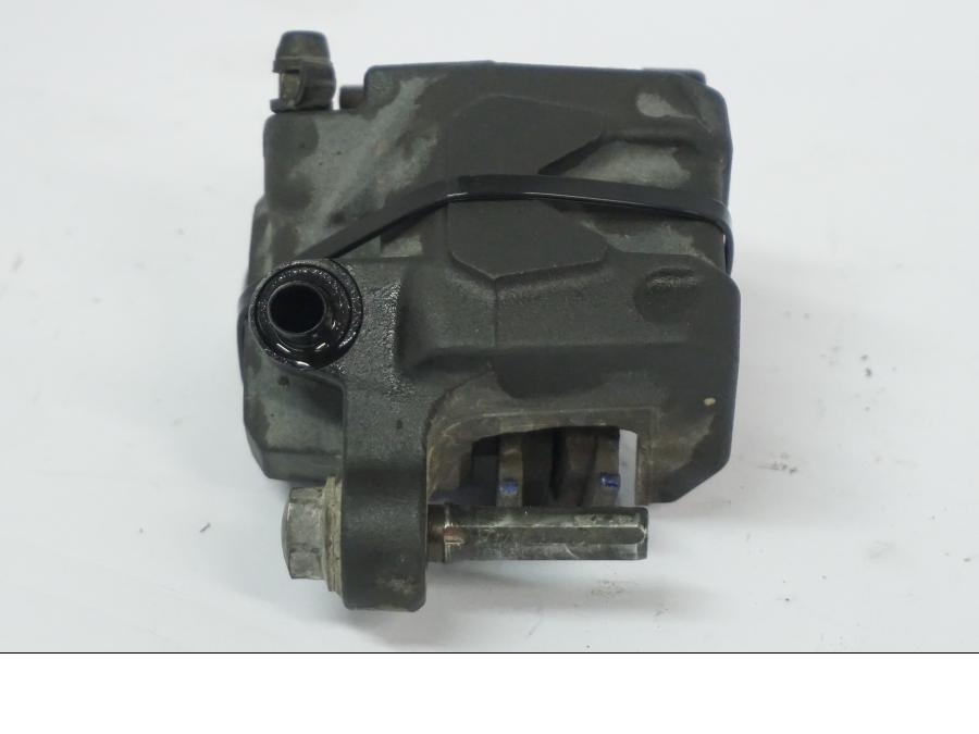 Snett uppifrån på Bromsok från en Honda CB 500 X -2015 motorcykel.