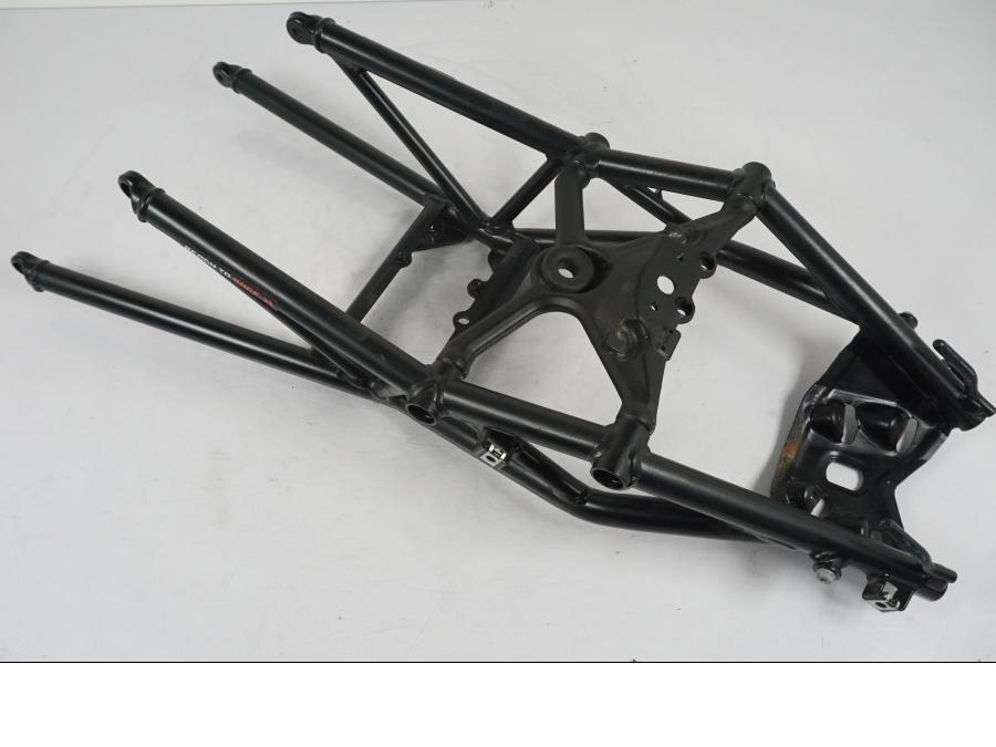 Framsidan på Bakram från en KTM 1290 Super Duke R -2015 motorcykel.