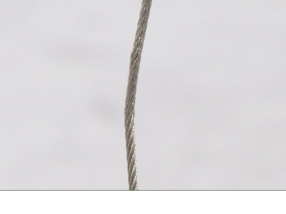 Snett uppifrån på Gasvajer från en Suzuki GSF 1250 -2010 motorcykel.