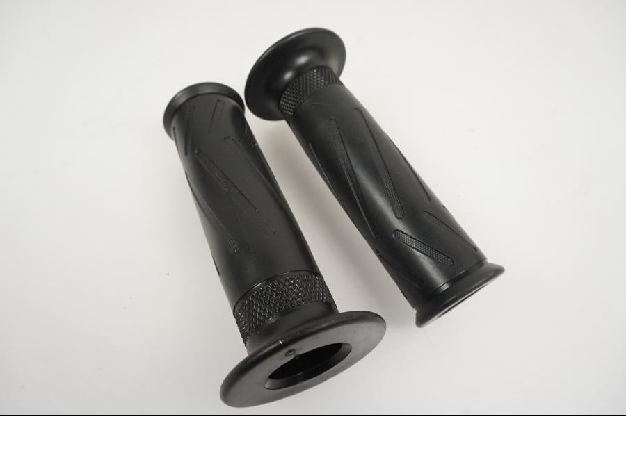 Extrabild1 på Handtag från en Yamaha Tracer 700 -2018 motorcykel.