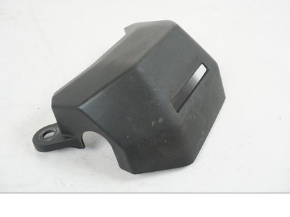 Baksidan på Vattenexpansionskärl från en Yamaha MT-07 -2019 motorcykel.