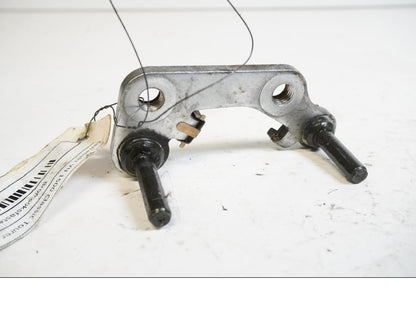 Baksidan på Bromsoksfäste från en Kawasaki VN 1500 Classic Tourer -2003 motorcykel.