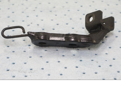 Baksidan på Fotpinnefäste från en BMW F 650 -1998 motorcykel.