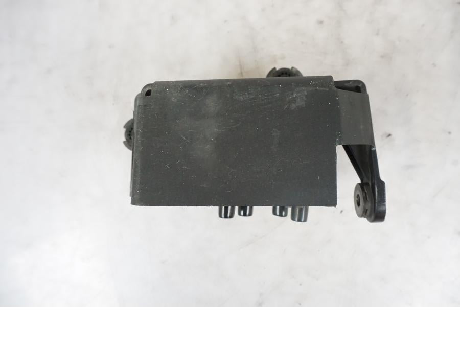 Extrabild1 på ABS Modulator från en KTM 690 SMCR -2016 motorcykel.