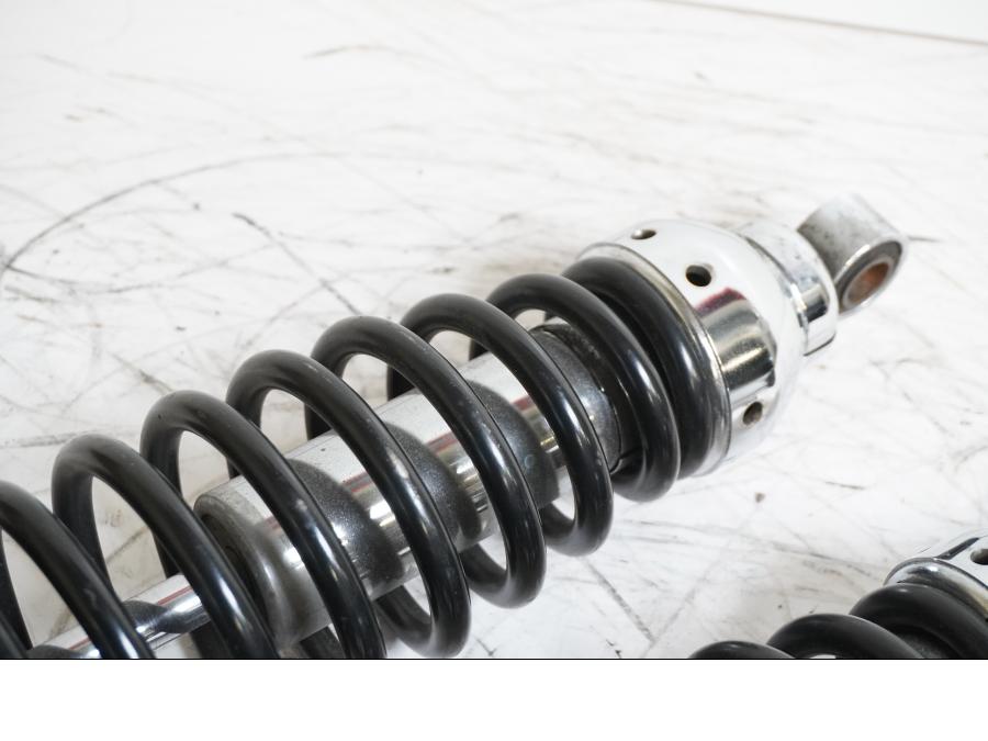 Snett uppifrån på Stötdämpare från en Yamaha V-MAX 1200 -2001 motorcykel.