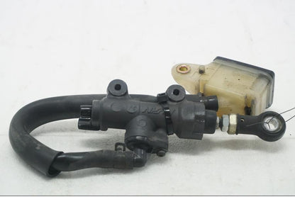 Framsidan på Bromshuvudcylinder från en Honda CBR 1000 RR -2004 motorcykel.