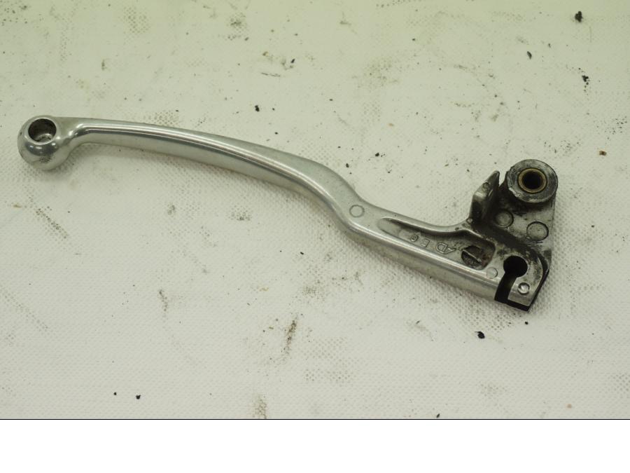 Höger sida på Kopplingsgrepp från en Yamaha XVS 1100 -2000 motorcykel.