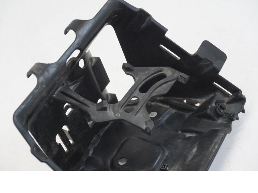 Extrabild2 på ABS Låda från en BMW R 1250 GS -2019 motorcykel.