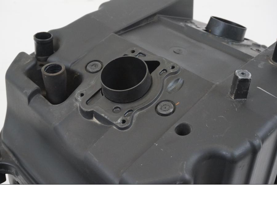 Extrabild3 på Luftburk från en Honda XL 1000 V -1999 motorcykel.