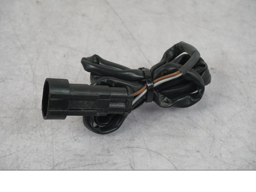 Baksidan på Bromsljuskontakt från en KTM 1290 Super Adventure R -2018 motorcykel.