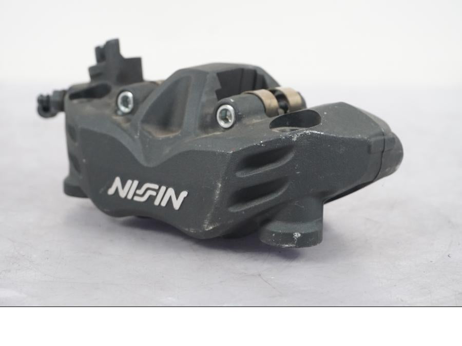 Höger sida på Bromsok från en Kawasaki GTR 1400 -2008 motorcykel.