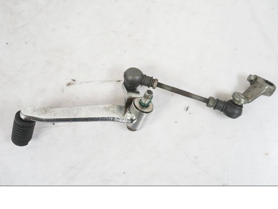 Vänster sida på Växelpedal från en Honda CB 750 -1996 motorcykel.