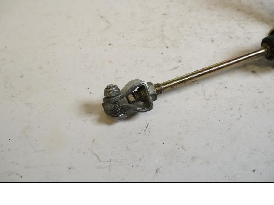 Höger sida på Bromshuvudcylinder från en Honda XRV 750 -1999 motorcykel.