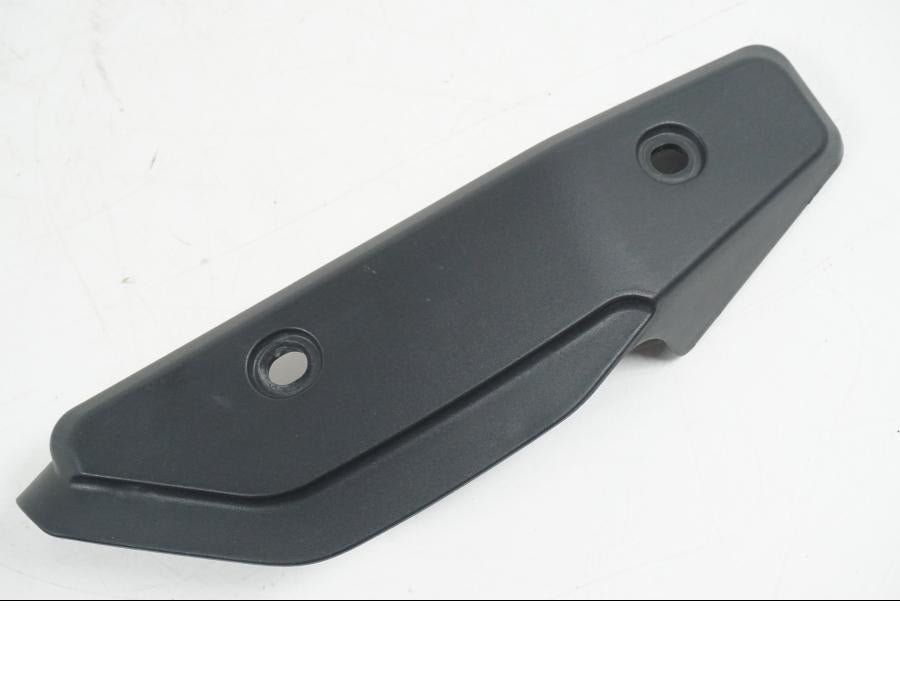 Baksidan på Vattenkyldekor från en Ducati Hyperstrada -2013 motorcykel.