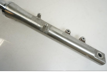 Extrabild2 på Gaffelben från en Suzuki VS 1400 -1999 motorcykel.