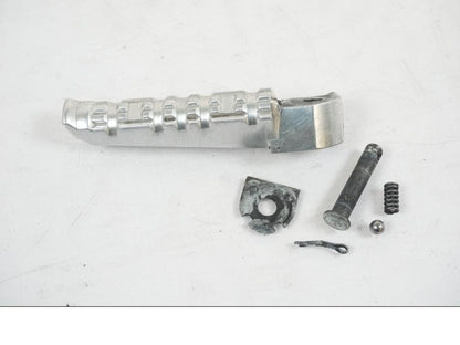 Framsidan på Fotpinne från en Yamaha MT-07 -2019 motorcykel.