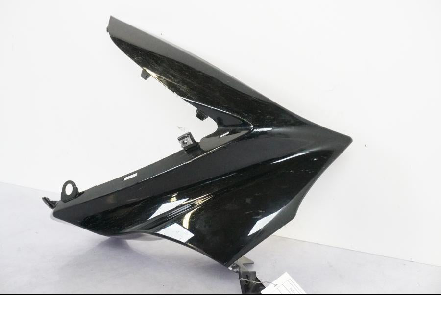 Höger sida på Toppkåpa från en Suzuki GSX-R 1000 -2008 motorcykel.