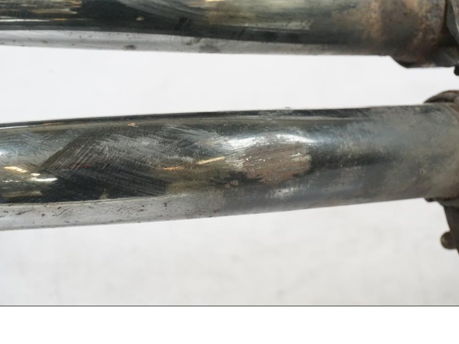 Extrabild1 på Avgassystem från en Suzuki GSX 550 EF -1985 motorcykel.