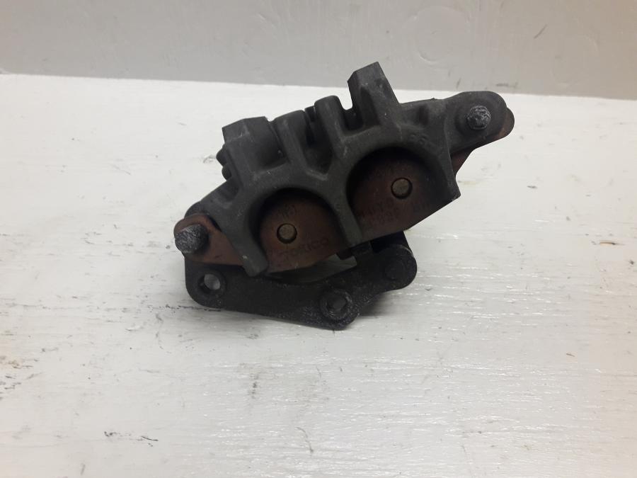 Baksidan på Bromsok från en Kawasaki ER-6N -2015 motorcykel.