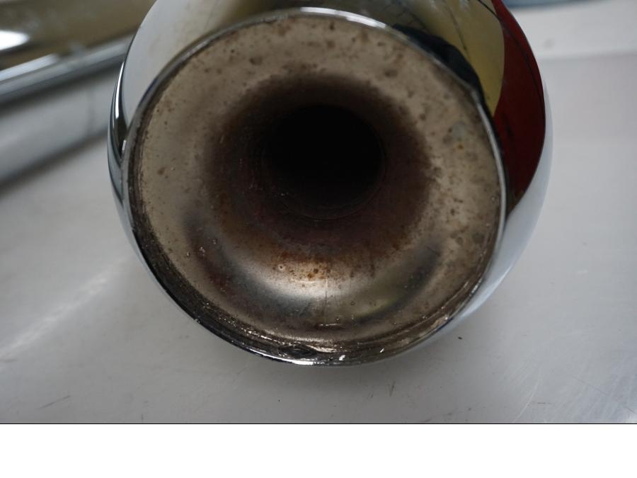 Extrabild1 på Ljuddämpare från en H-D Touring Road King Classic FLHRCI -1997 motorcykel.