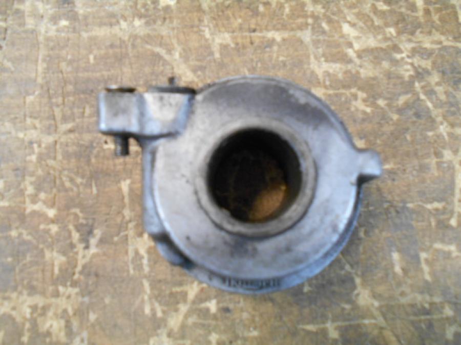 Framsidan på Hastighetsdrivning från en Triumph Speed Triple -2001 motorcykel.