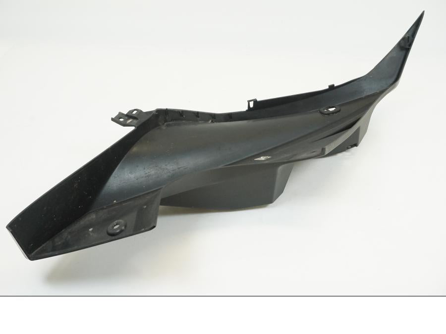 Höger sida på Sidkåpa från en Yamaha YZF-R 125 -2009 motorcykel.