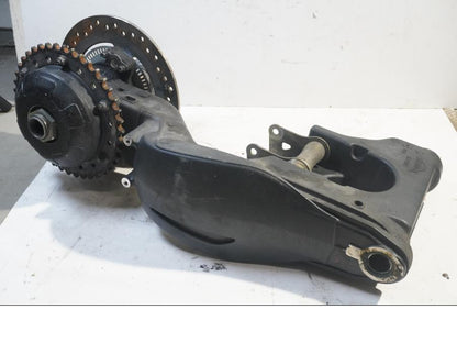 Framsidan på Sving från en Triumph Sprint ST -2007 motorcykel.