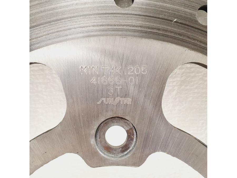 Vänster sida på Bromsskiva från en H-D V-Rod 1130 -2005 motorcykel.