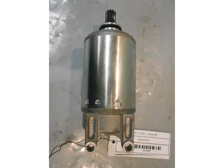 Framsidan på Startmotor från en BMW K 1600 -2011 motorcykel.
