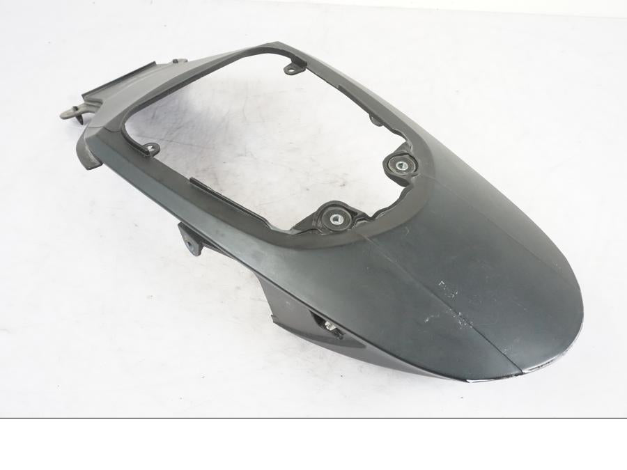 Framsidan på Bakvinge från en Suzuki GSX-R 750 -2007 motorcykel.