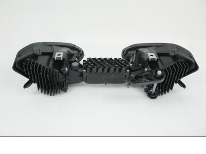 Vänster sida på Strålkastare från en BMW S 1000 RR -2021 motorcykel.